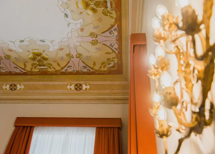 Pulejo אתר נופש 4*